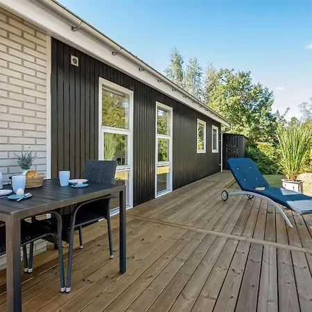 Casa de Férias Lillebror - 7km From The Sea By Interhome *