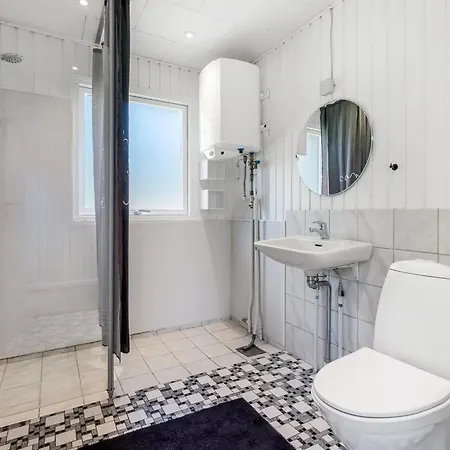 Lillebror - 7km From The Sea By Interhome Casa de Férias