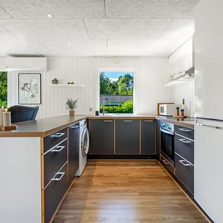 Casa de Férias Lillebror - 7km From The Sea By Interhome