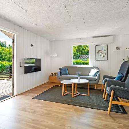 Lillebror - 7km From The Sea By Interhome Ebeltoft